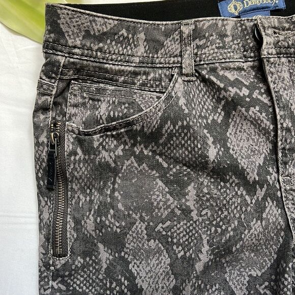 ⭐️nwt Democracy Absolution Side Zip Snake Jeggings⭐️ - Picture 5 of 8